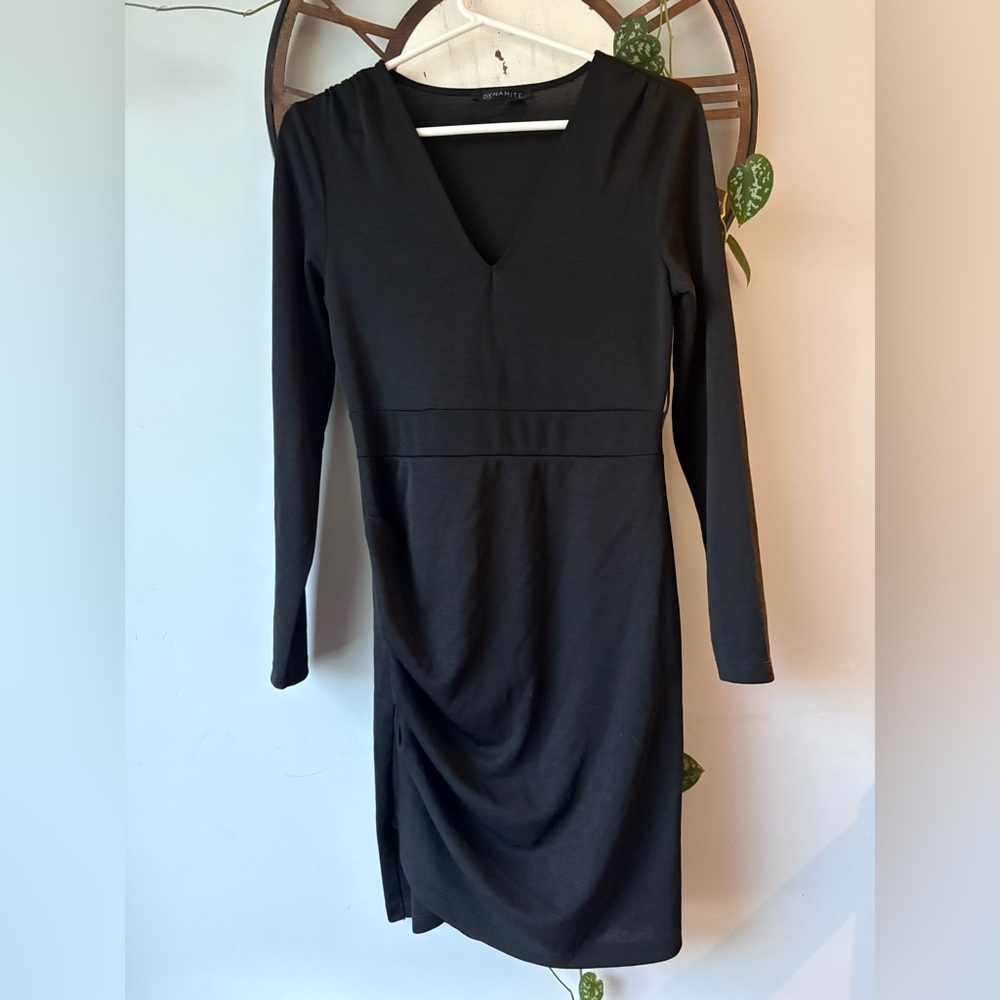 Dynamite Black V-Neck Long Sleeve Dress